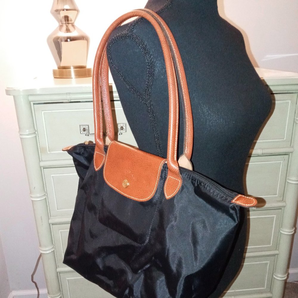 LONGCHAMP SHOULDER BAG, BLACK
